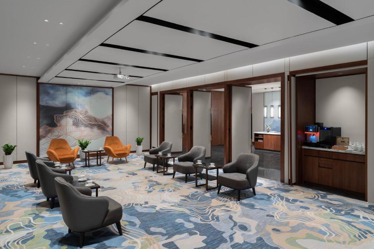 Crowne Plaza Vinh Yen City Centre By Ihg Exterior foto